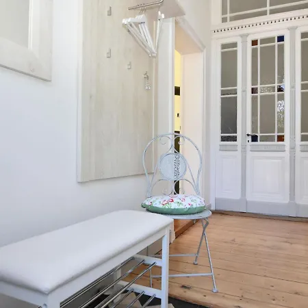 Apartamento Ground Floor In